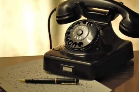 Illustration téléphone - eksplodo.fr